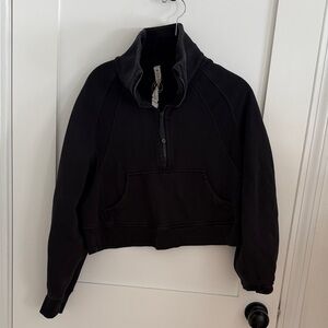 lululemon athletica black sweatshirt